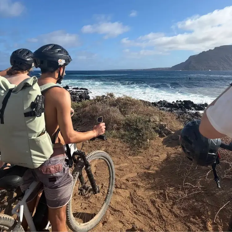agencia alquiler bicicletas la graciosa