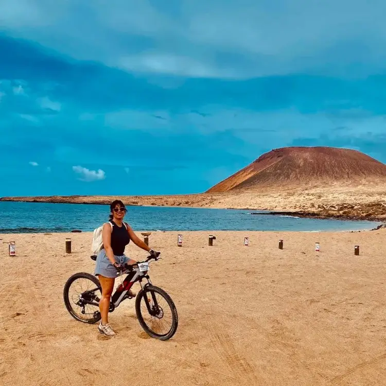 alquiler bicicleta eléctrica la graciosa