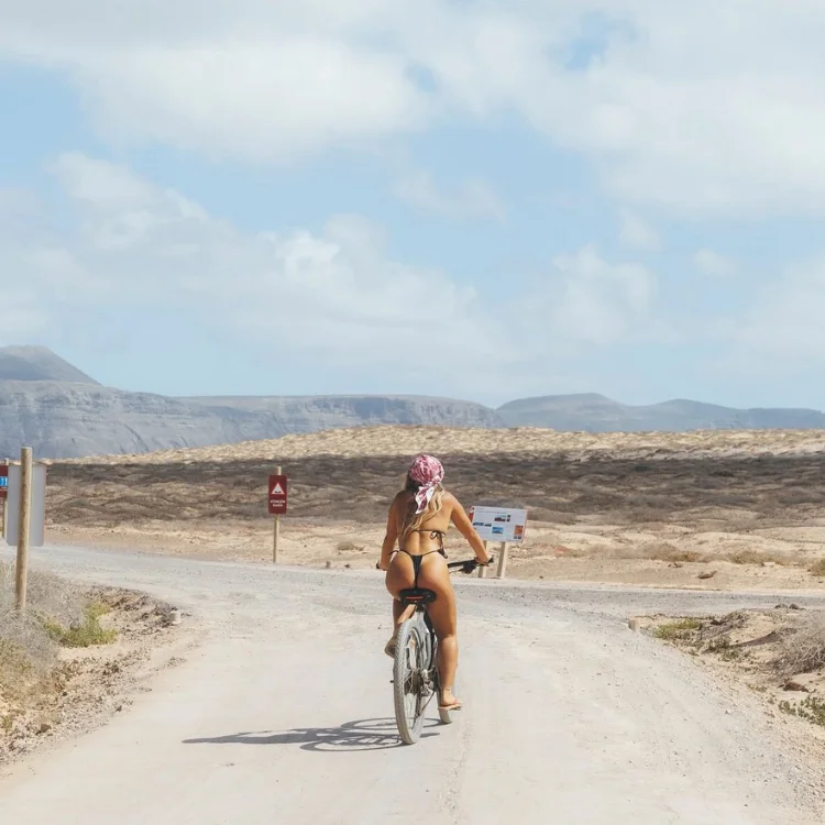 alquiler de bicicletas la graciosa