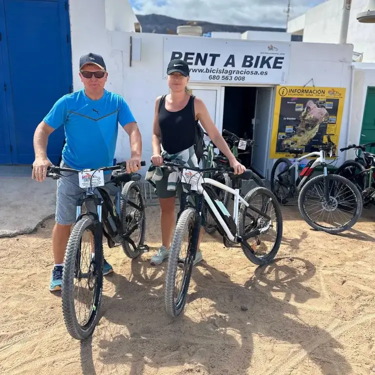 rent a electricbikes la graciosa